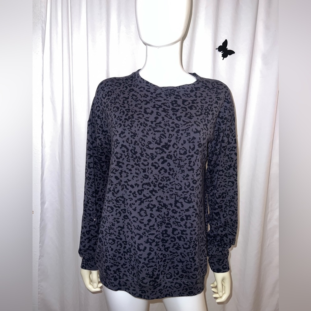 •Athleta shirt - like new